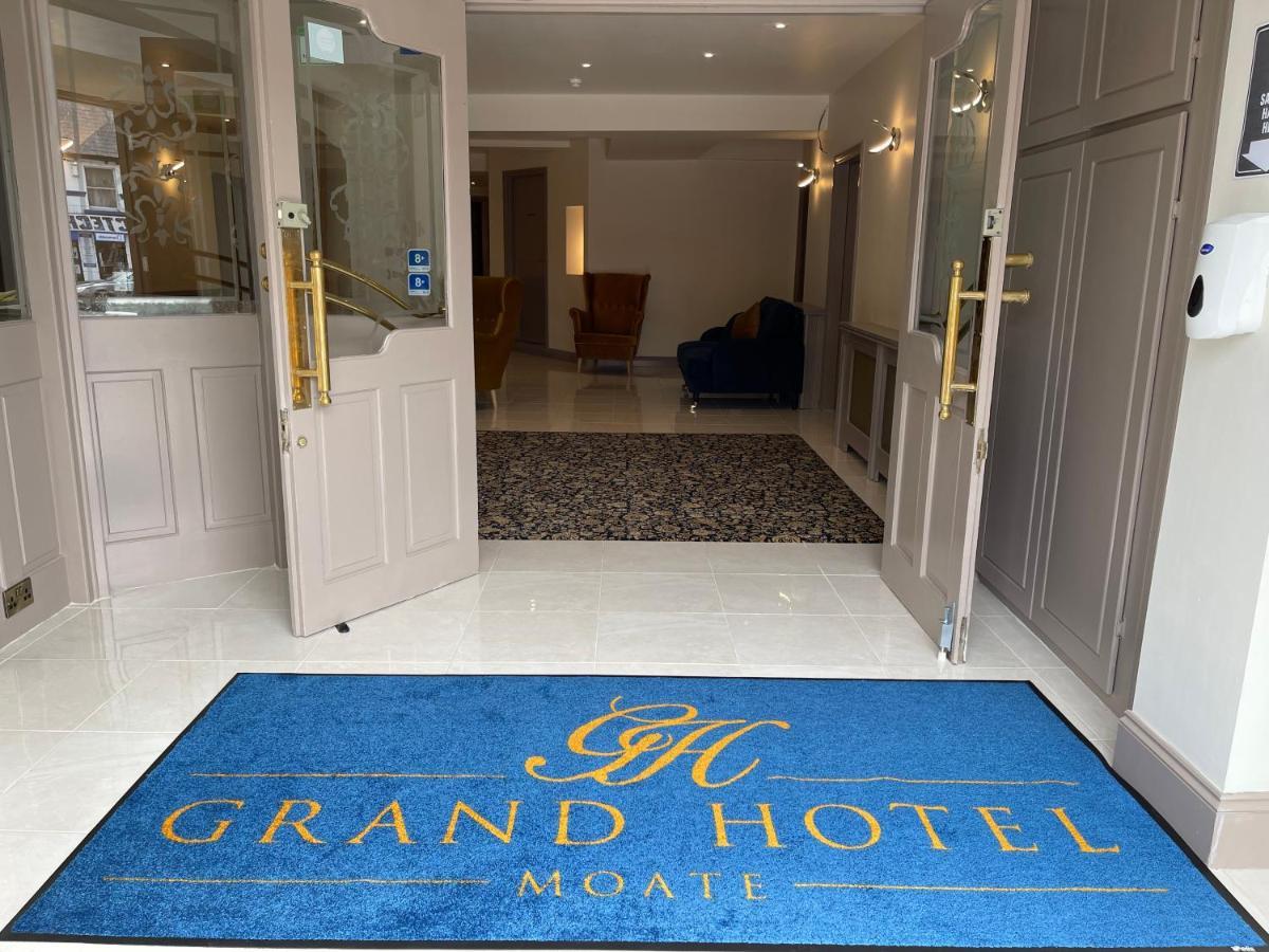 Grand Hotel Моут Экстерьер фото